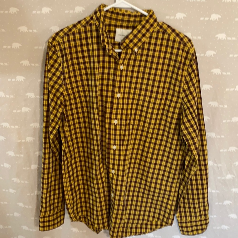 American Eagle  medium Classic Fit